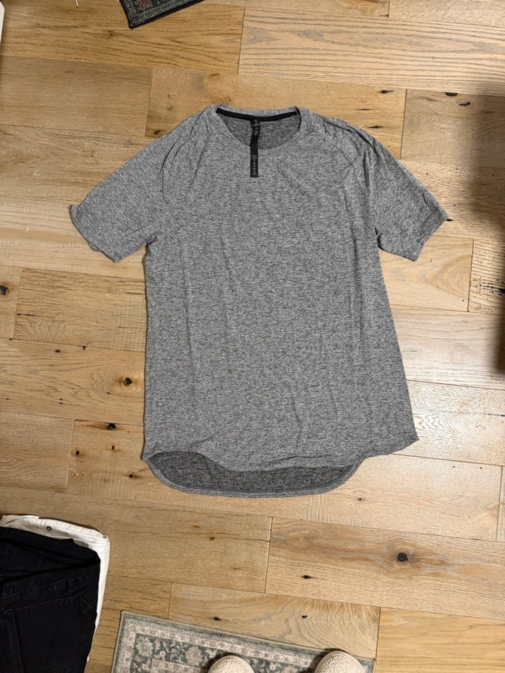 lululemon athletica Men's Heather Gray Short-Sleeve Crew